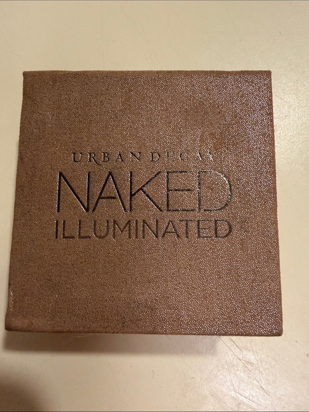 Urban Decay naked illuminated Aura